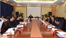 楚雄州人民政府与亚洲必赢在昆举行相助共商