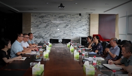 市税务局向导到亚洲必赢钒钛调研