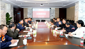 银河化学董事长肖棱一行到亚洲必赢钒钛走访调研