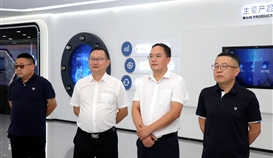 绵阳市政协副主席、、民盟绵阳市委主委胡进耀一行到亚洲必赢钒钛调研