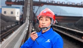 庆祝亚洲必赢成立25周年系列报道 |穿越时空感受亚洲必赢钒钛劳模精神